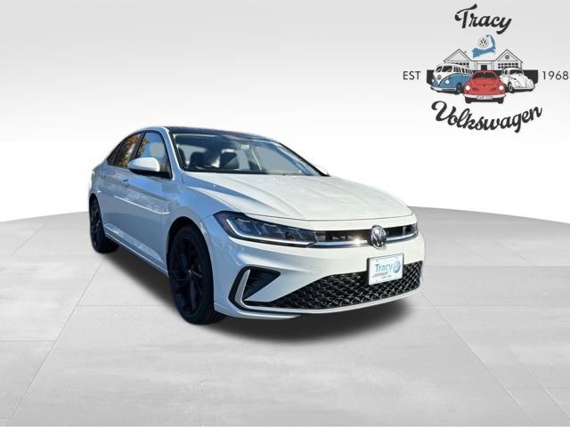 2025 Volkswagen Jetta SE's photo