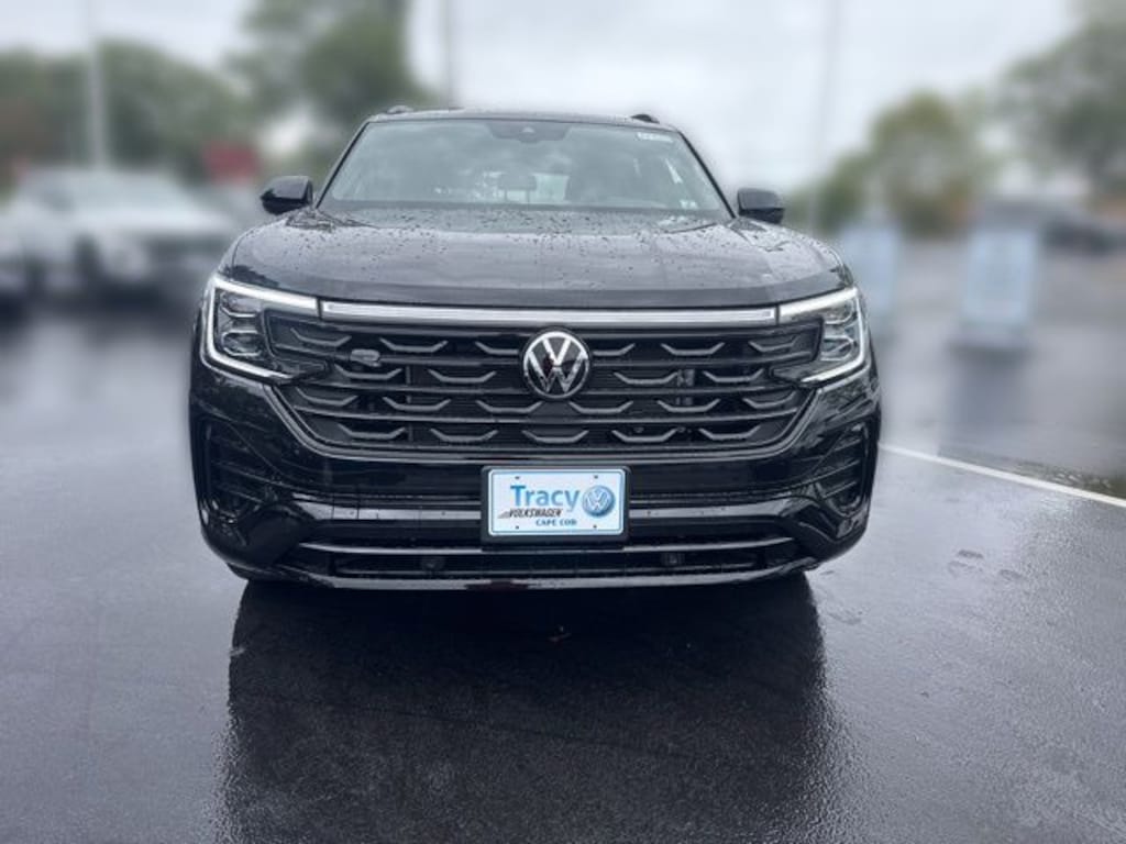 New 2026 Volkswagen Atlas Cross Sport 2.0T SEL R-Line Black SUV