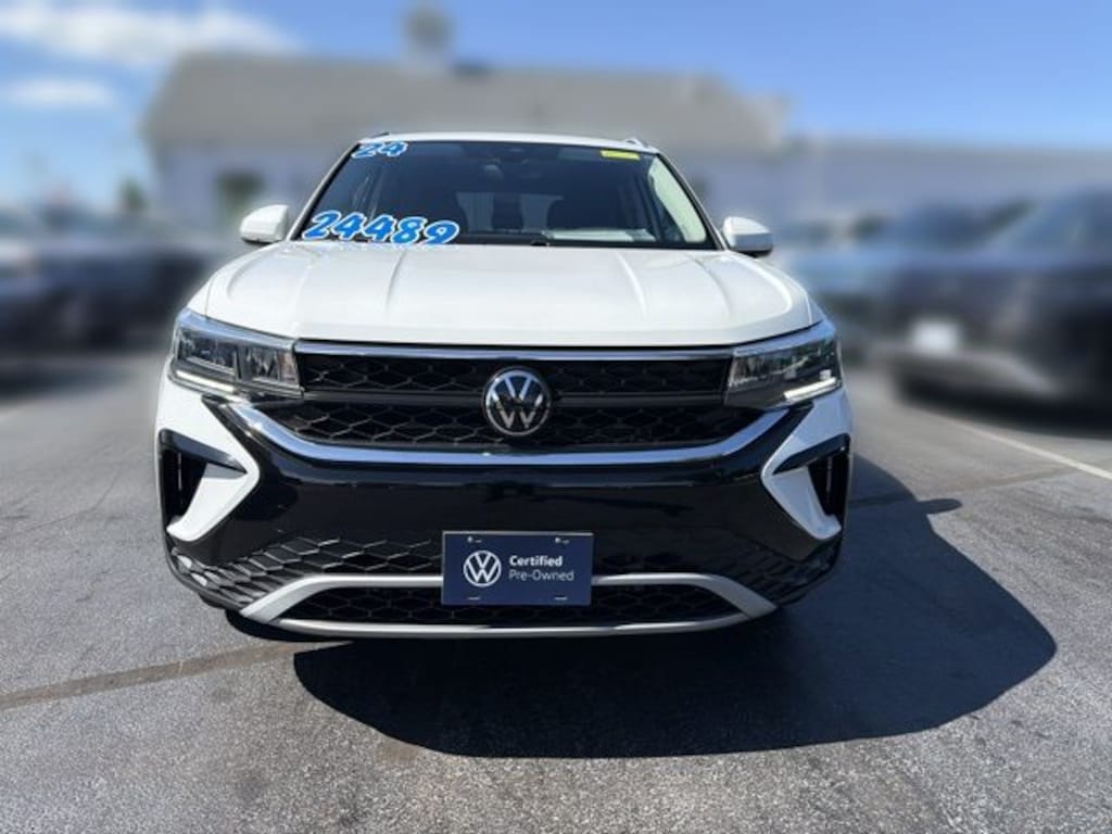 Certified 2024 Volkswagen Taos 1.5T SE SUV