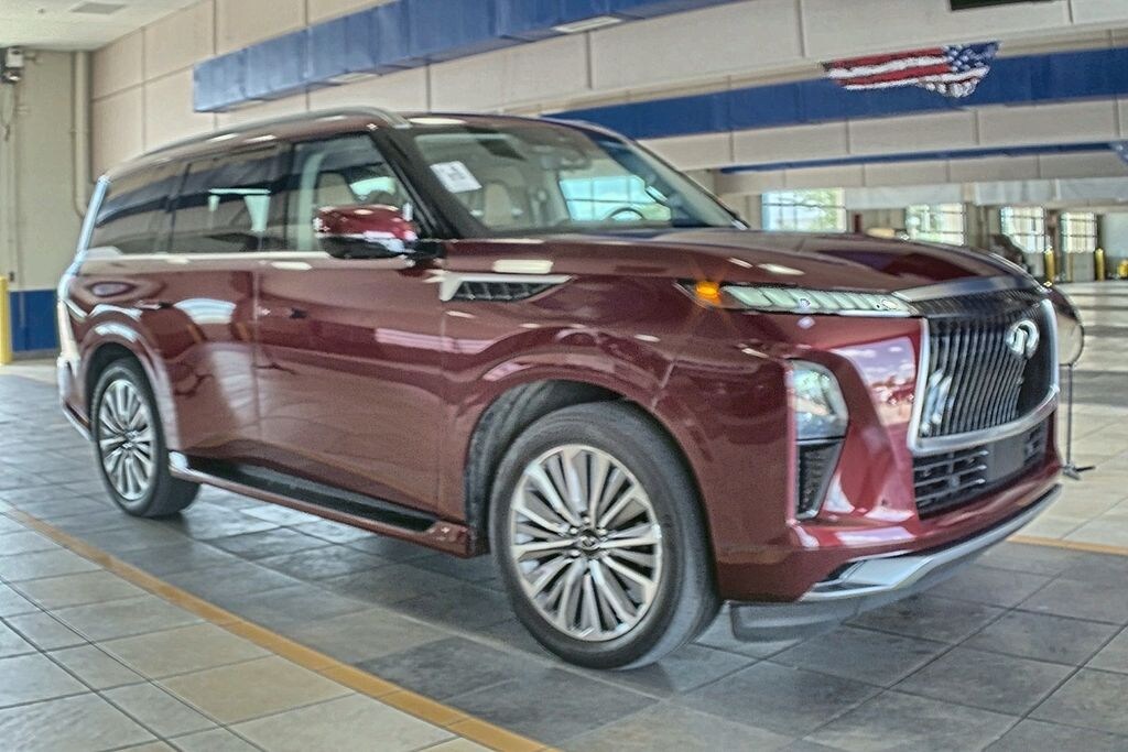 Used 2025 INFINITI QX80 Sensory SUV