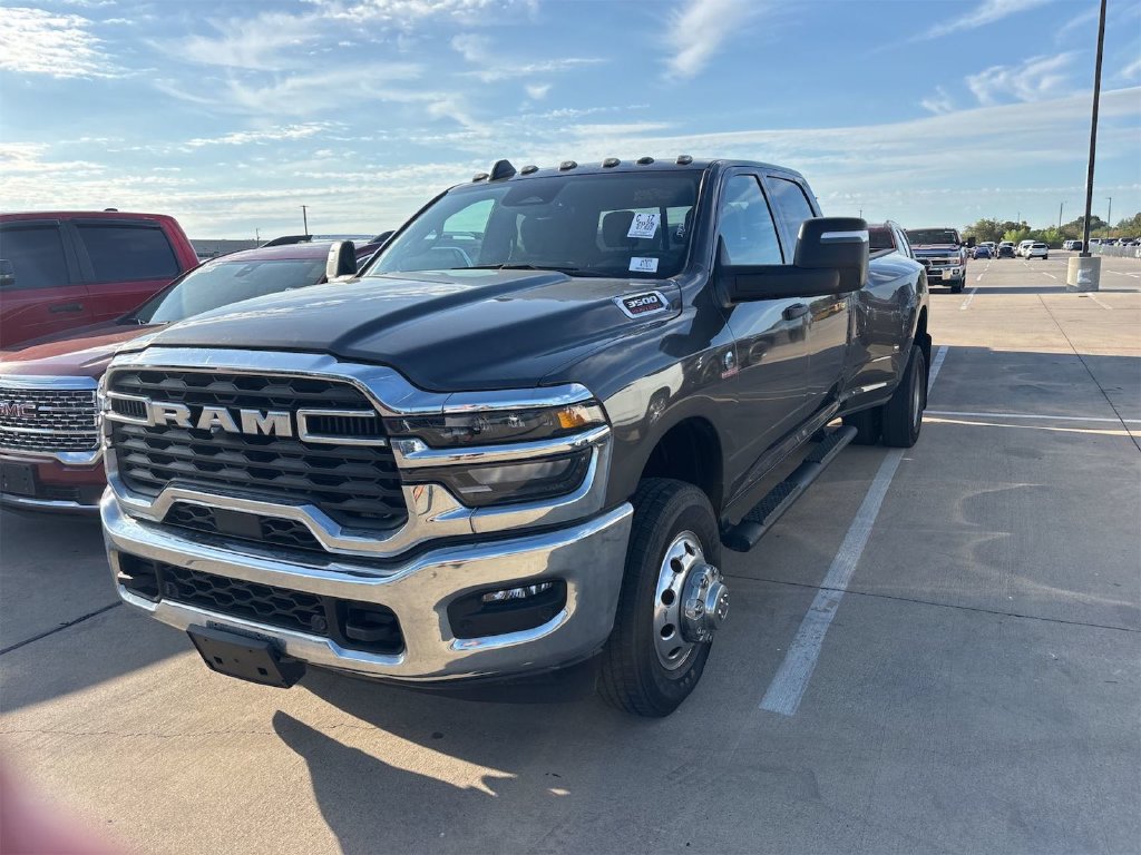 2025 RAM 3500 Pickup Tradesman