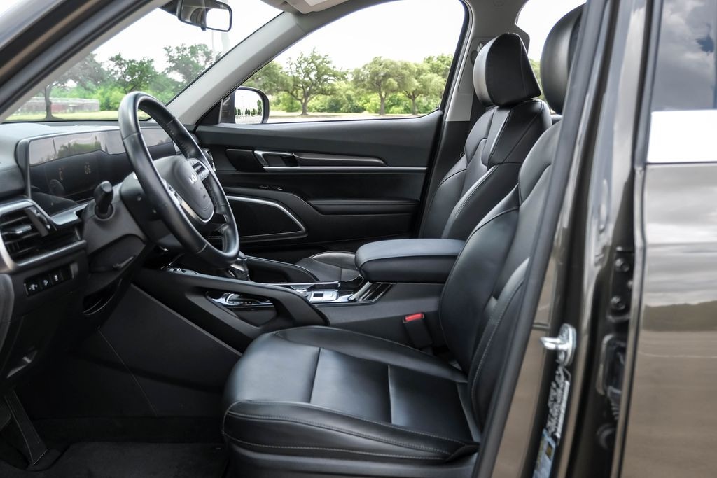Used 2024 Kia Telluride S SUV