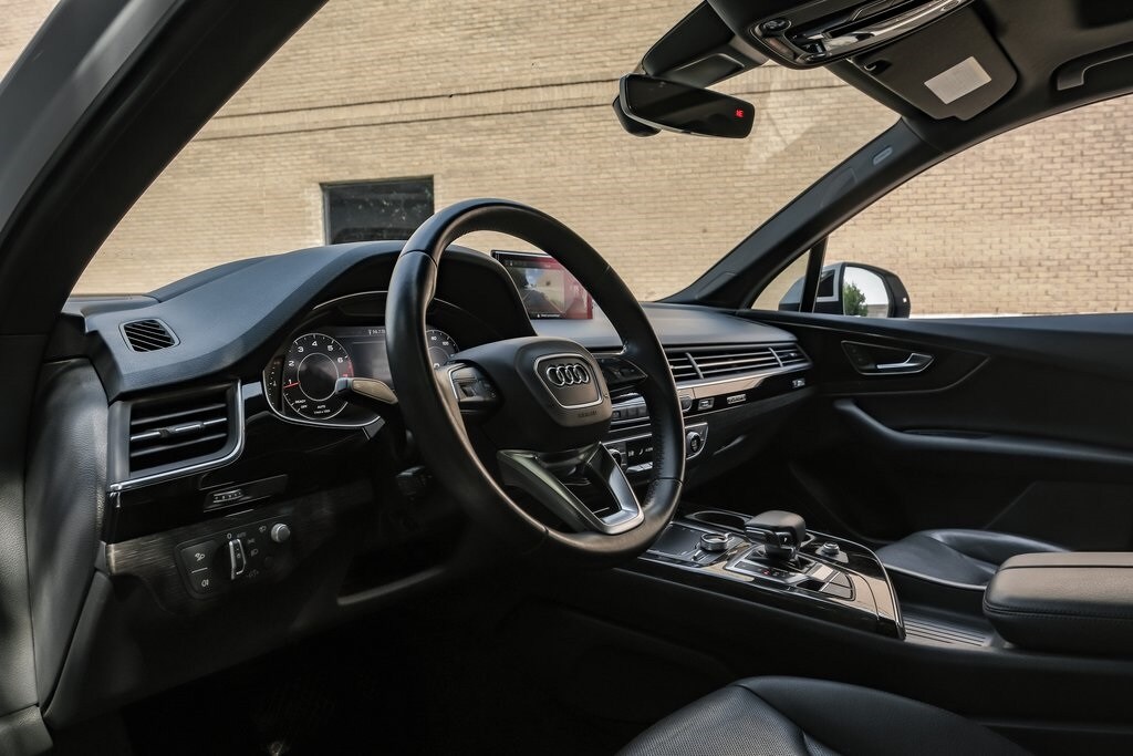 2018 Audi Q7 3.0T Prestige photo 2