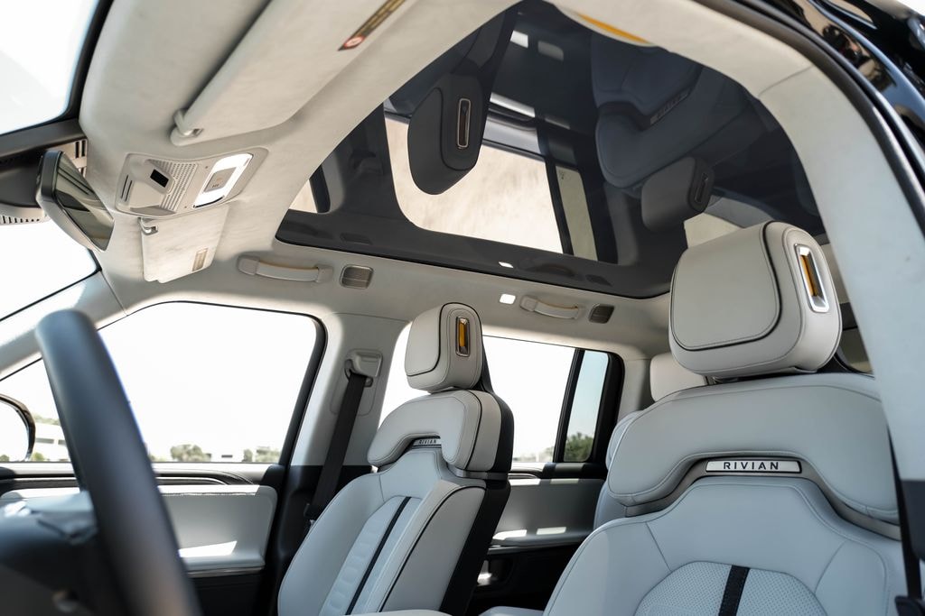Used 2023 Rivian R1S Adventure SUV