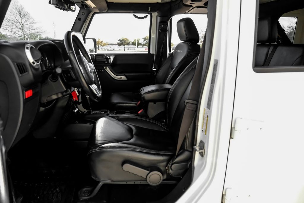 Used 2016 Jeep Wrangler Unlimited Rubicon SUV