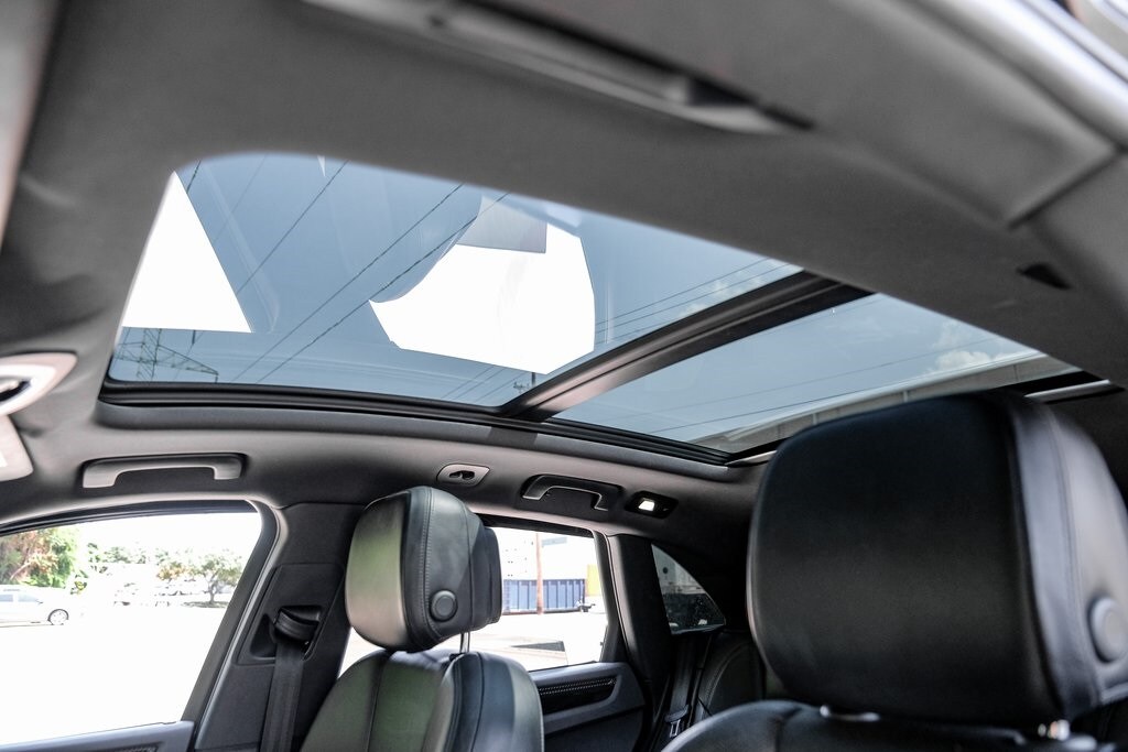 2018 Porsche Macan Base photo 4