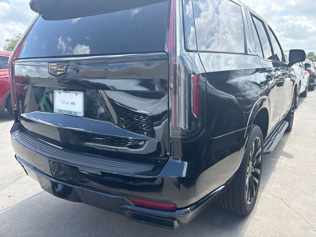 Used 2021 Cadillac Escalade Luxury SUV