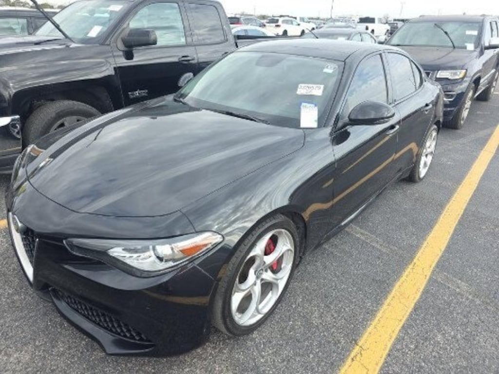 Used 2018 Alfa Romeo Giulia Ti Sedan