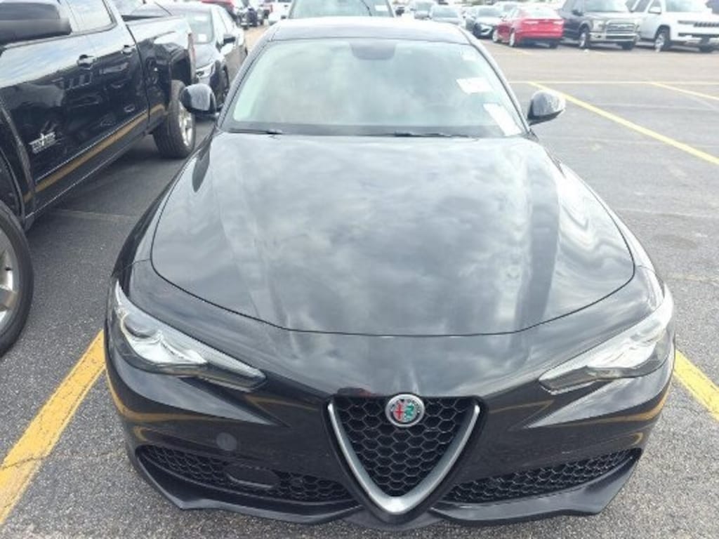 Used 2018 Alfa Romeo Giulia Ti Sedan