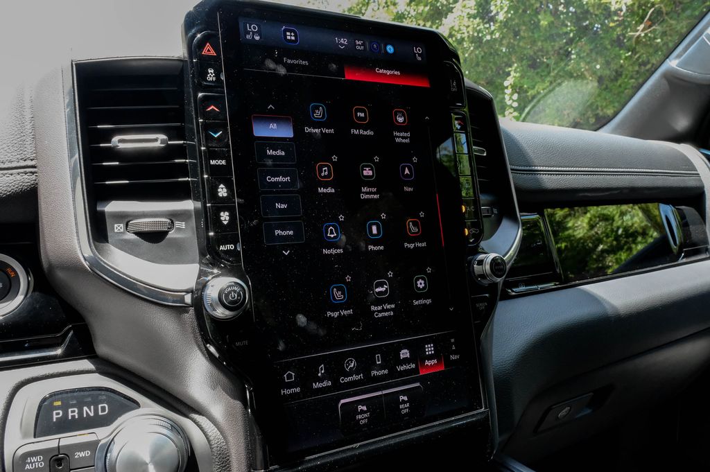 2026 RAM Ram 1500 Pickup Laramie - Photo 33