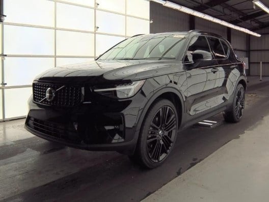 2024 Volvo XC40