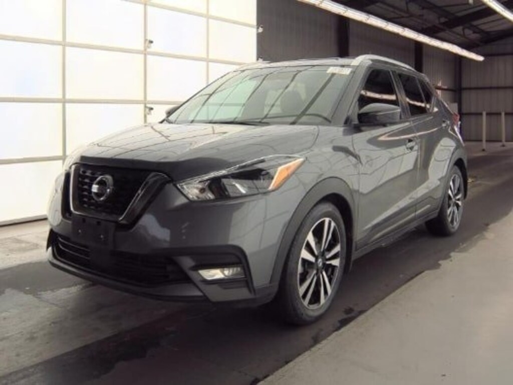 Used 2020 Nissan Kicks SR SUV