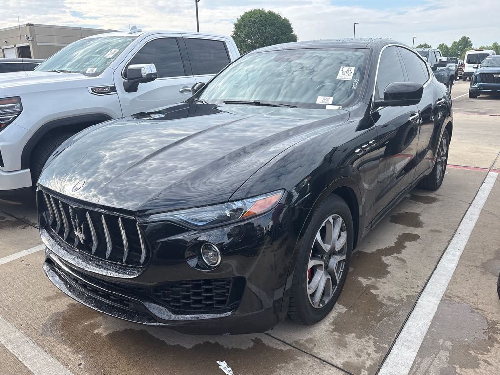 2020 Maserati Levante Levante's photo