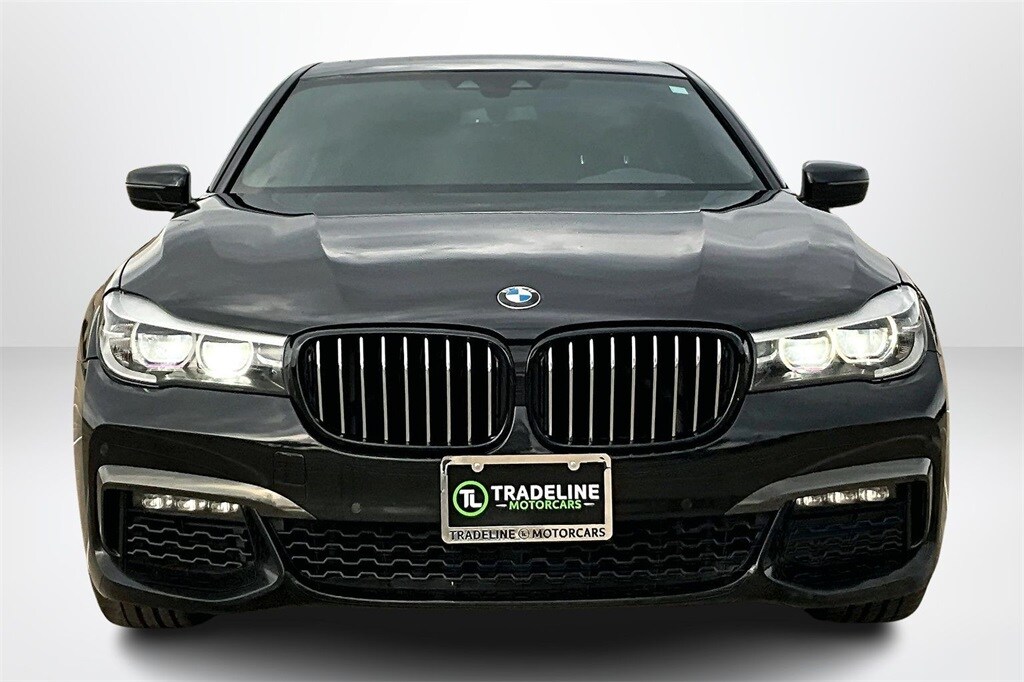 2019 Bmw 740i 7-series photo 2