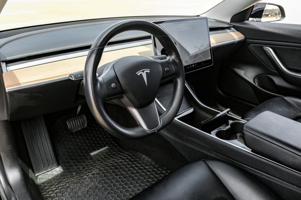 Used 2019 Tesla Model 3 Standard Range Plus Sedan