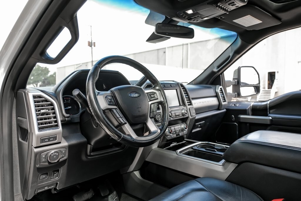 2019 Ford F-350 photo 2