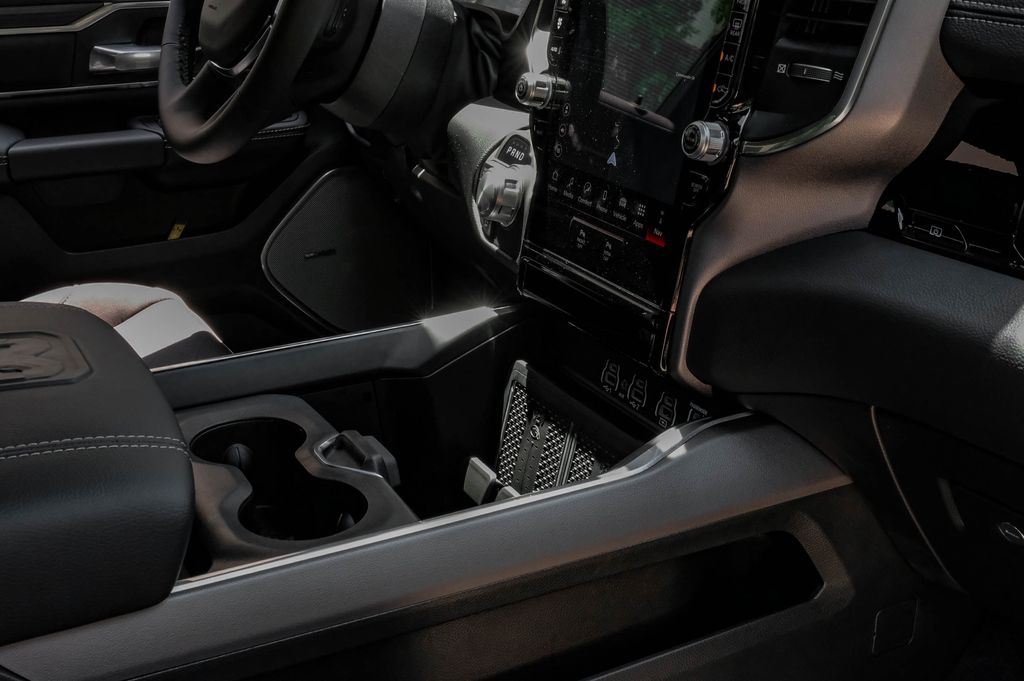 2026 RAM Ram 1500 Pickup Laramie - Photo 24