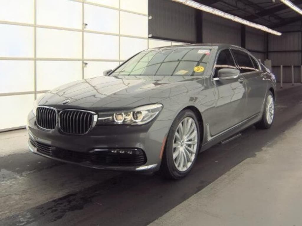 Used 2017 BMW 7 Series 740i xDrive Sedan