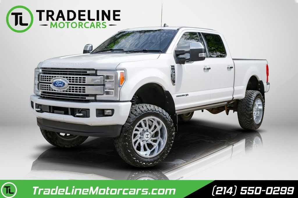 2019 Ford F-350 Super Duty Platinum's photo