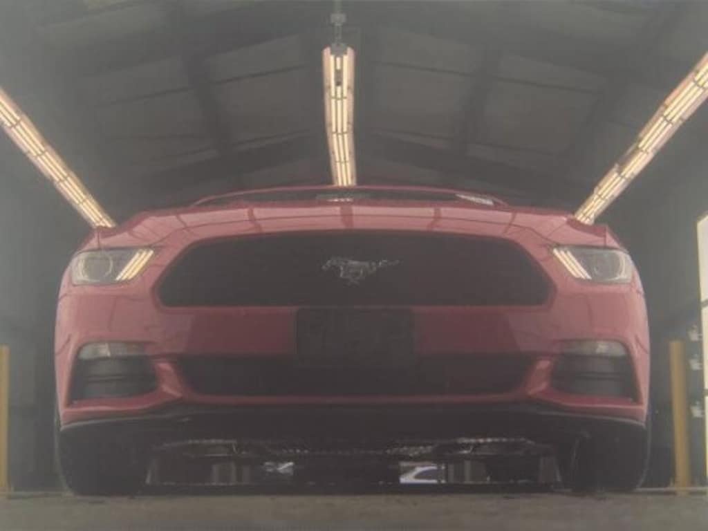 Used 2016 Ford Mustang V6 Coupe