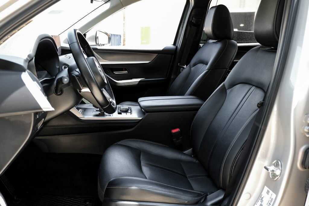 2024 Mazda CX-90 3.3 Turbo Preferred photo 3