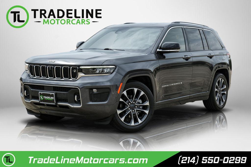 2023 Jeep Grand Cherokee Overland 4x4's photo