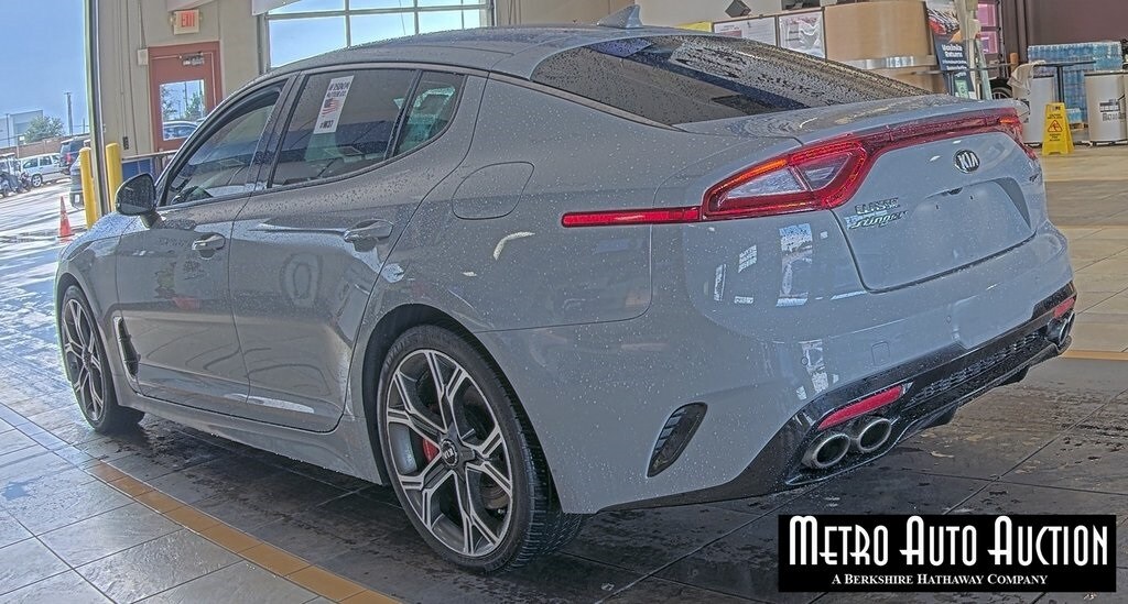 2019 Kia Stinger GT1 photo 3