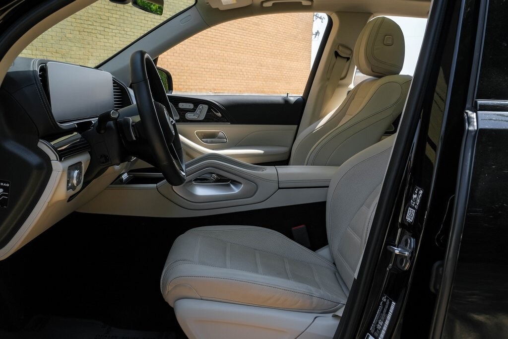 2024 Mercedes Benz GLE 580 4MATIC photo 3