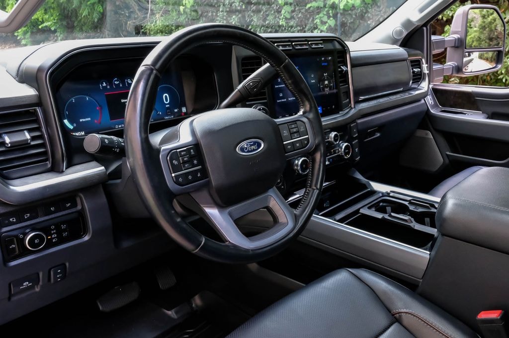 Used 2023 Ford F-350SD Lariat Truck