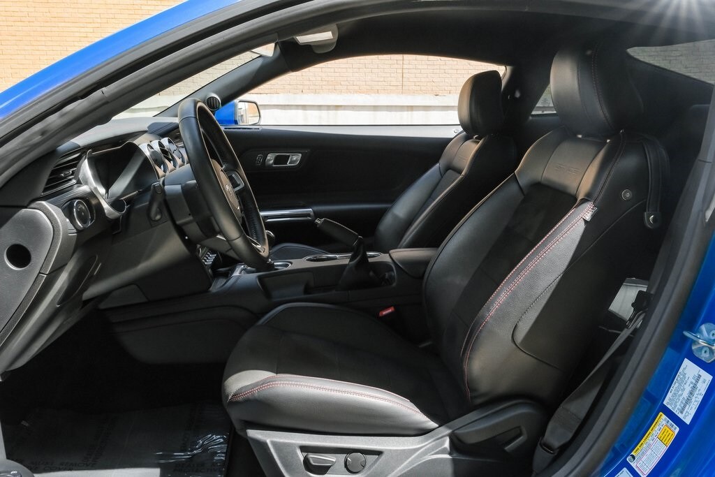 2021 Ford Mustang GT Premium photo 2