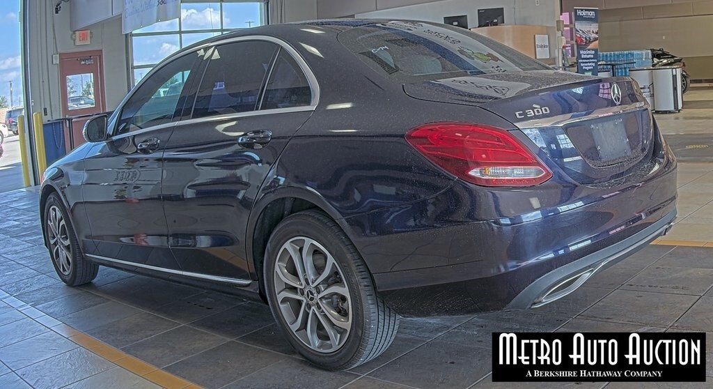 2017 Mercedes Benz C 300 photo 3
