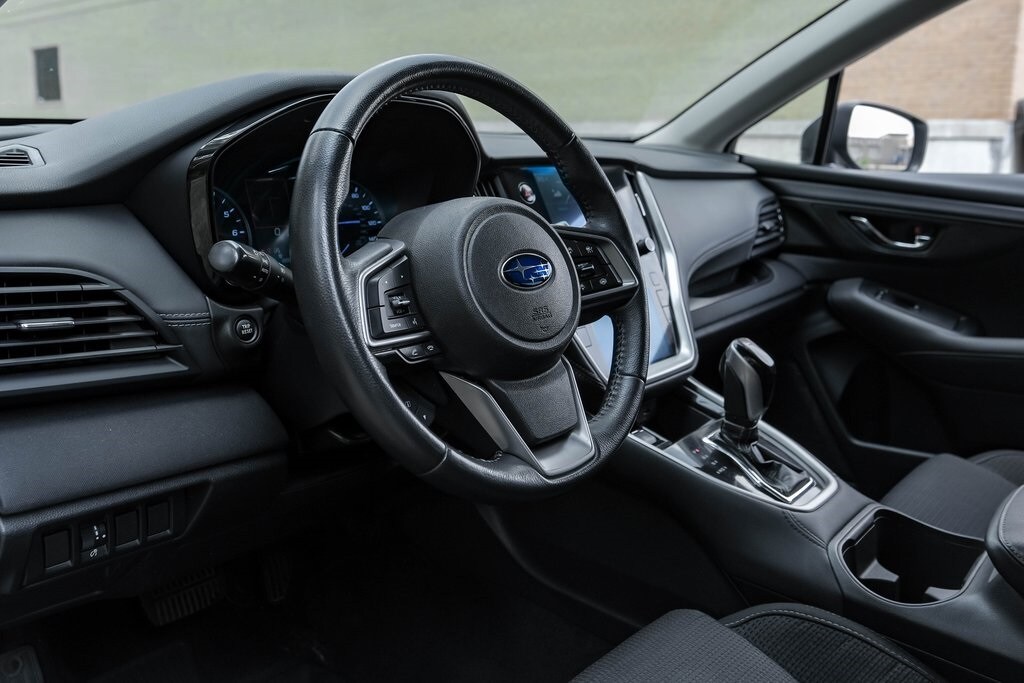2020 Subaru Outback Premium photo 2