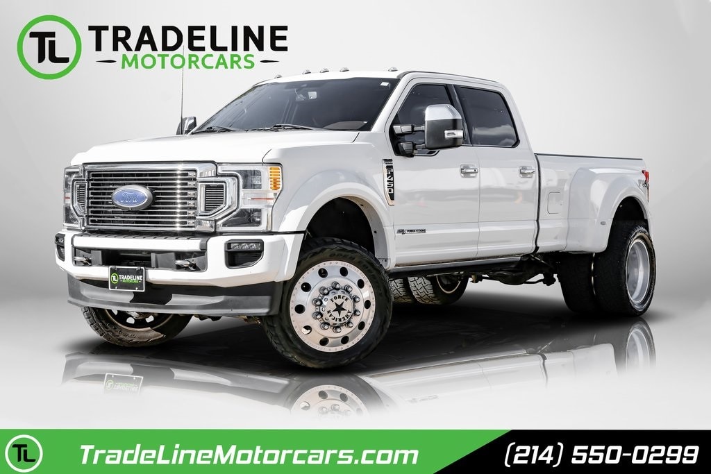 2021 Ford F-450 Super Duty Platinum's photo