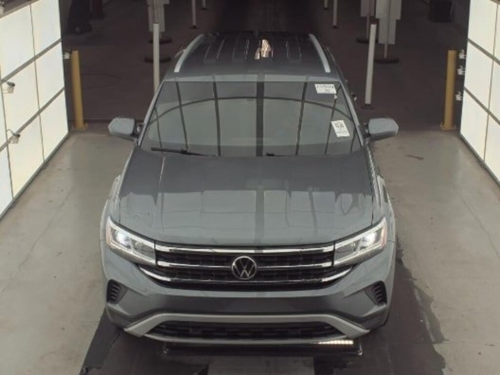 Used 2022 Volkswagen Atlas Cross Sport 3.6L V6 SE w/Technology SUV