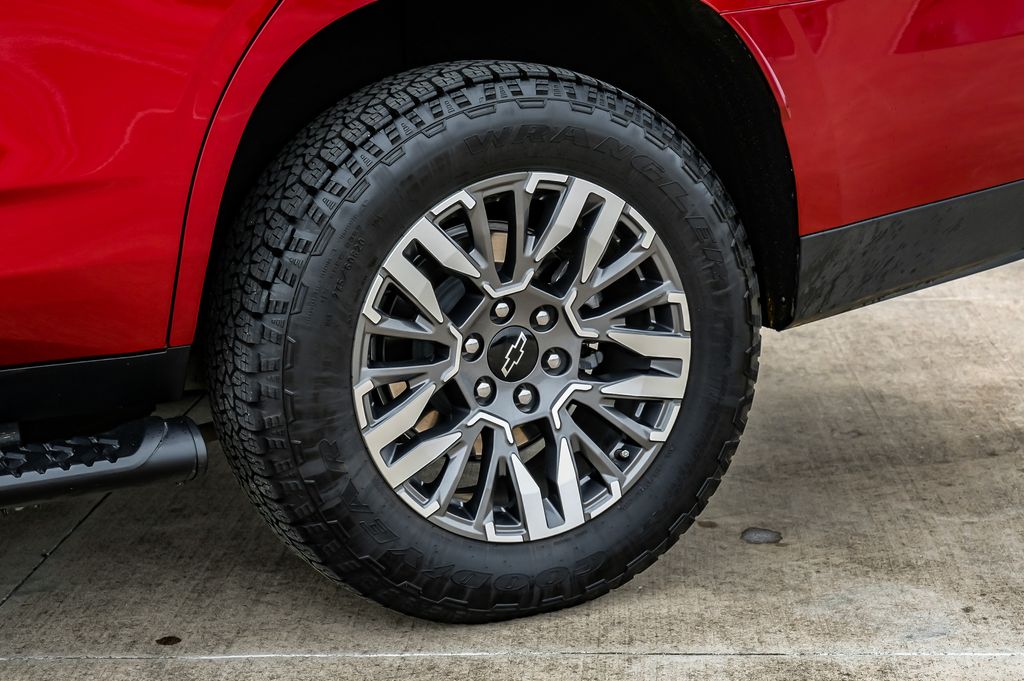 2025 Chevrolet Tahoe Z71 - Photo 62