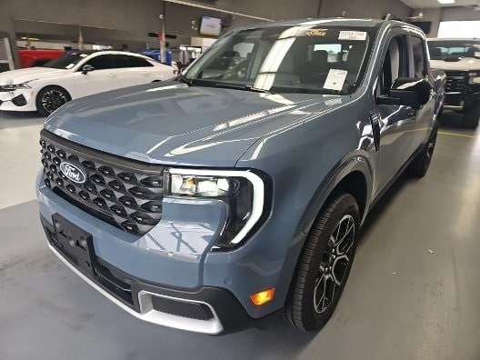 2025 Ford Maverick Lariat's photo