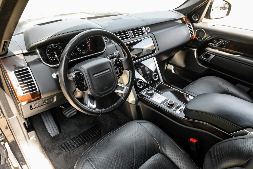 2019 Land Rover Range Rover SuperCharged photo 2