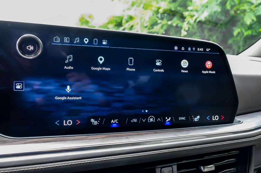 2025 Chevrolet Tahoe Z71 - Photo 32