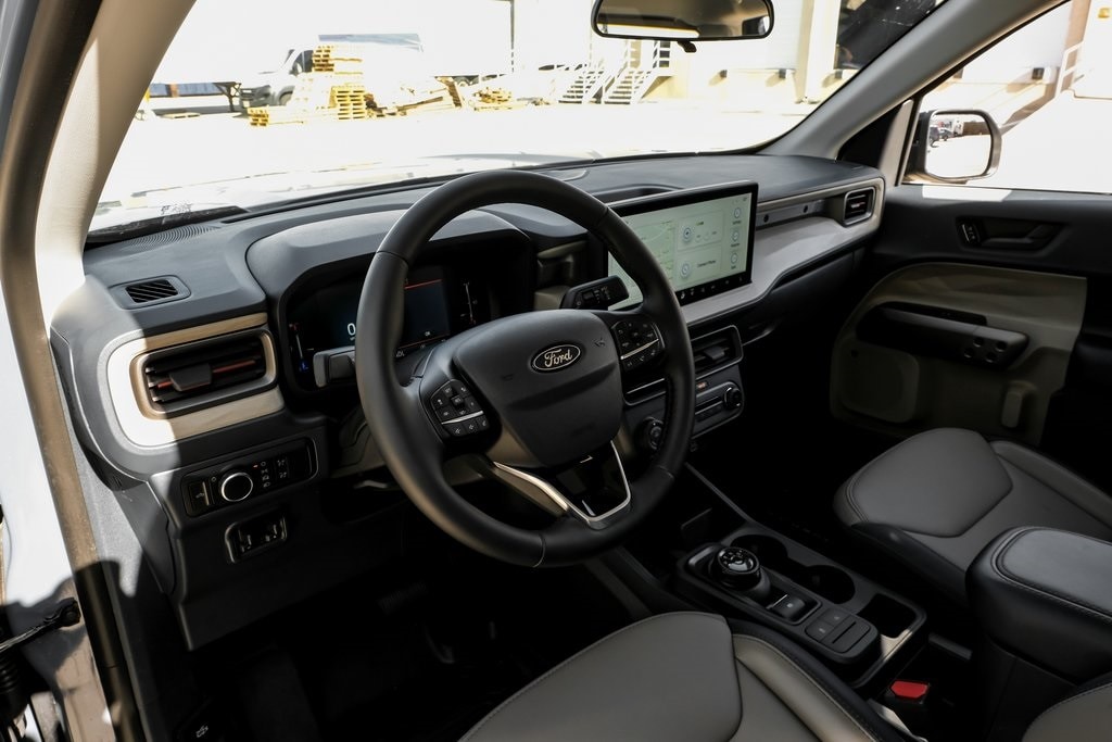 Used 2025 Ford Maverick Lariat Truck