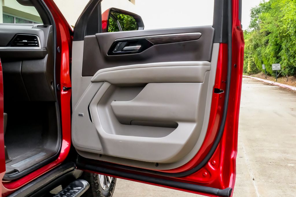 2025 Chevrolet Tahoe Z71 - Photo 48