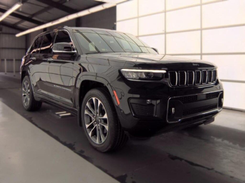 Used 2024 Jeep Grand Cherokee Overland SUV