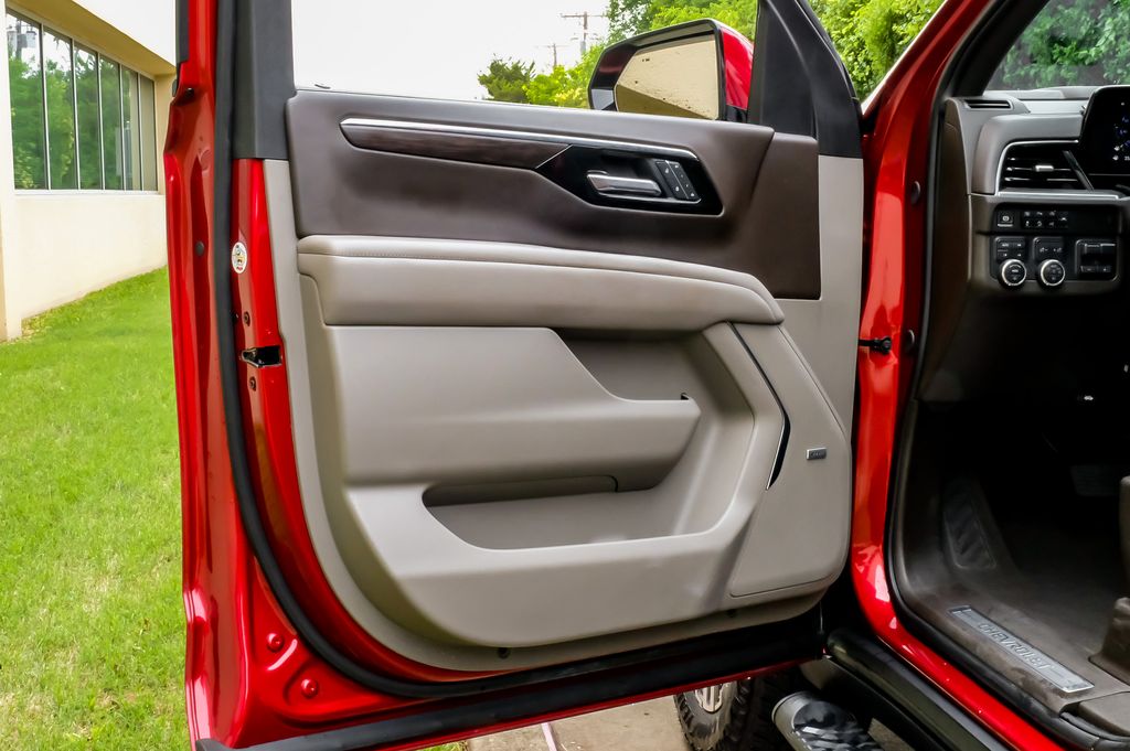 2025 Chevrolet Tahoe Z71 - Photo 46