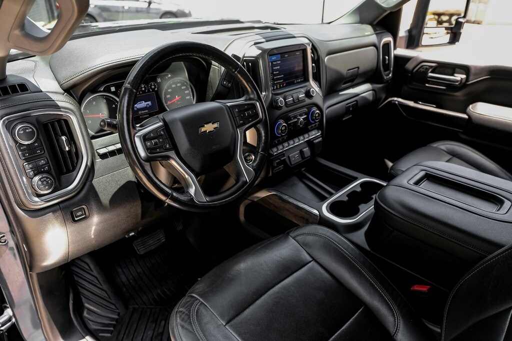 2020 Chevrolet Silverado 2500HD LTZ photo 2