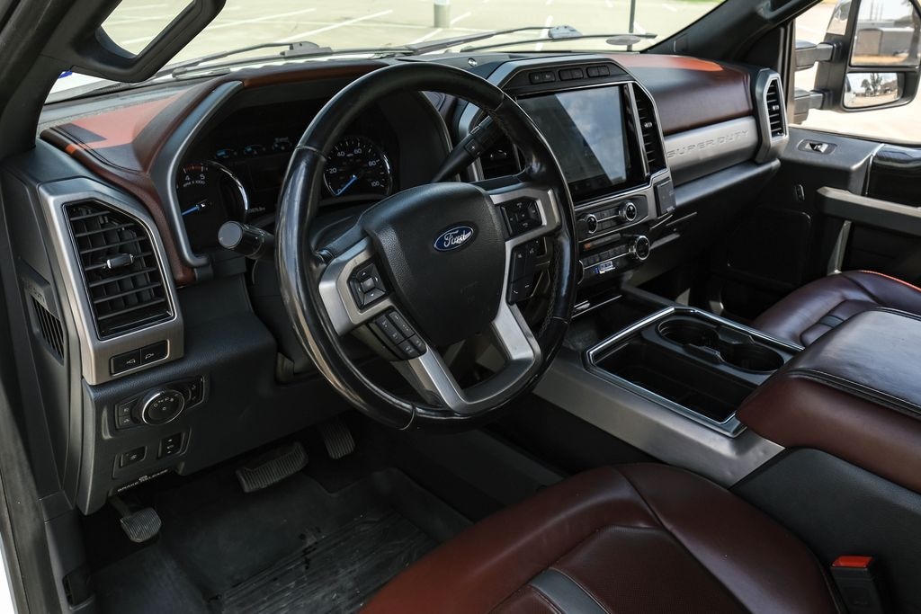 Used 2022 Ford F-350SD Platinum Truck