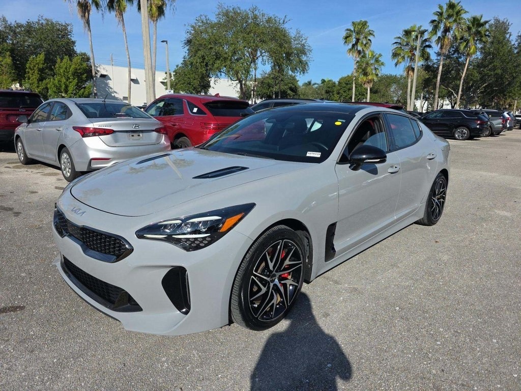 2023 Kia Stinger GT-Line's photo