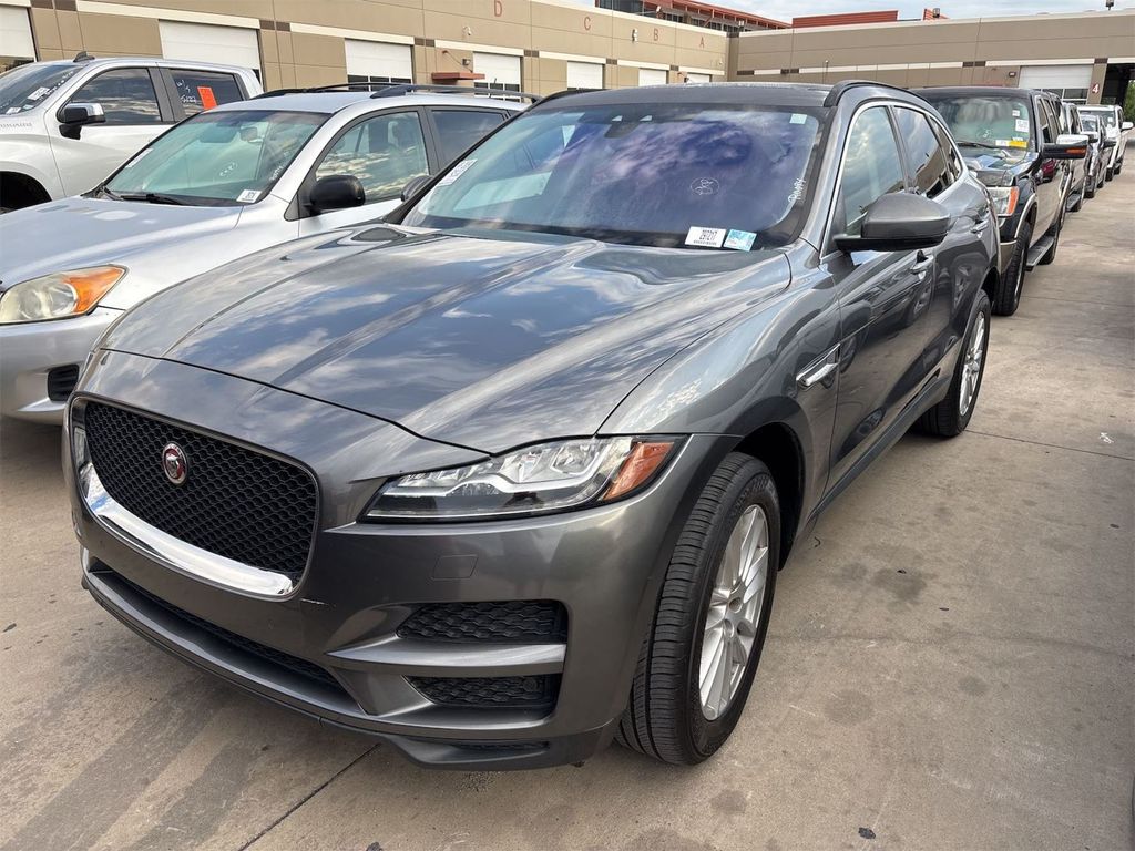 2018 Jaguar F-PACE 25t Prestige AWD's photo