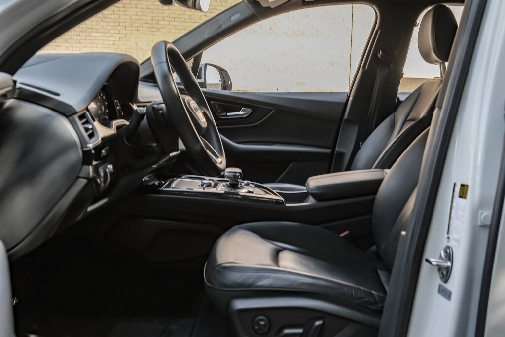 2018 Audi Q7 3.0T Prestige photo 3