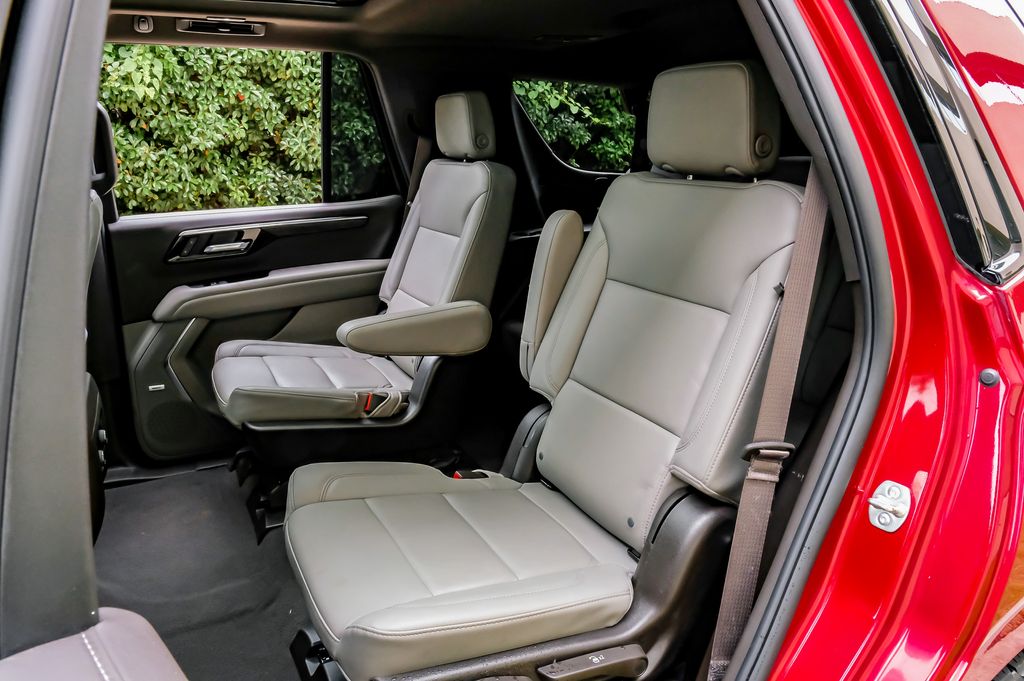 2025 Chevrolet Tahoe Z71 - Photo 44