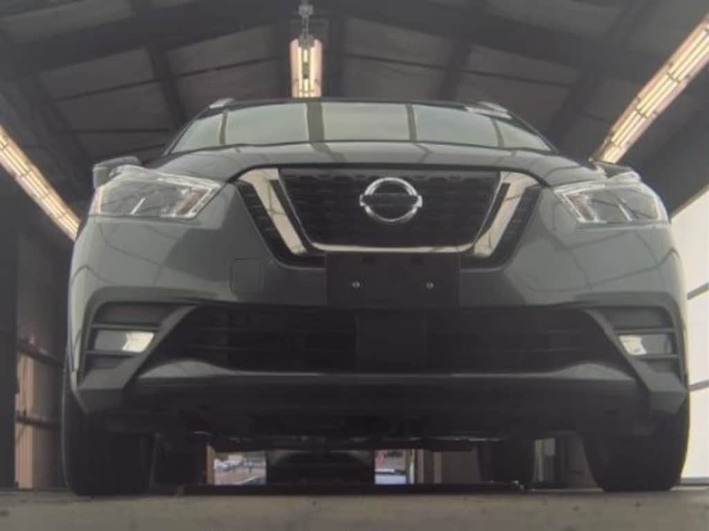 Used 2020 Nissan Kicks SR SUV