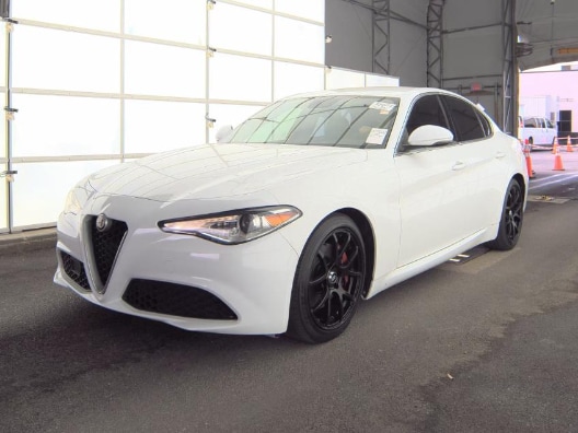 2018 Alfa Romeo Giulia Base